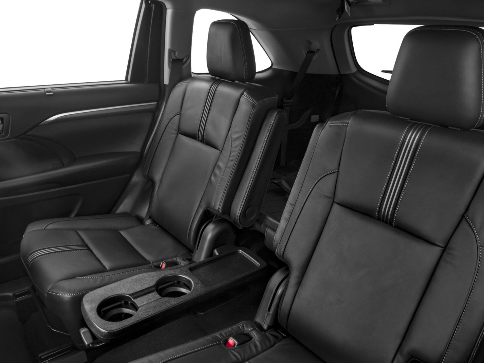 Used 2018 Toyota Highlander XLE w/ Carpet Mat Package (TMS) FWD image 8
