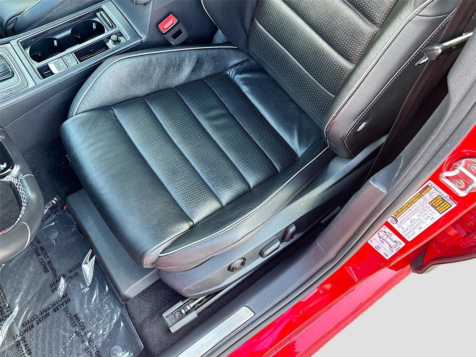 Used 2018 Volkswagen Golf 4-Door image 21