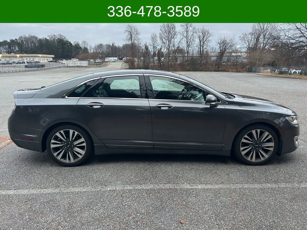 Used 2017 Lincoln MKZ Reserve image 6