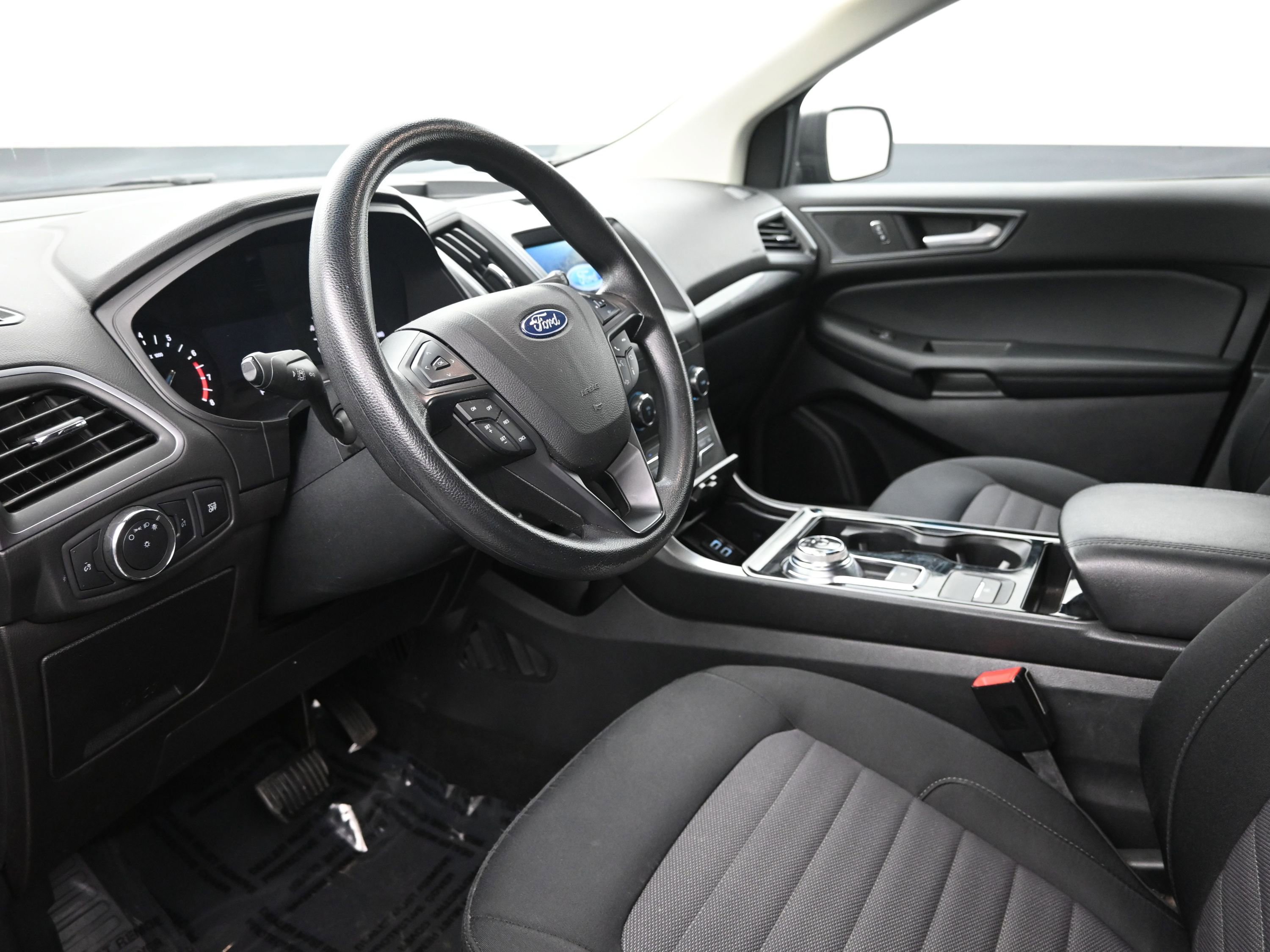 Used 2020 Ford Edge SE AWD/4WD image 10