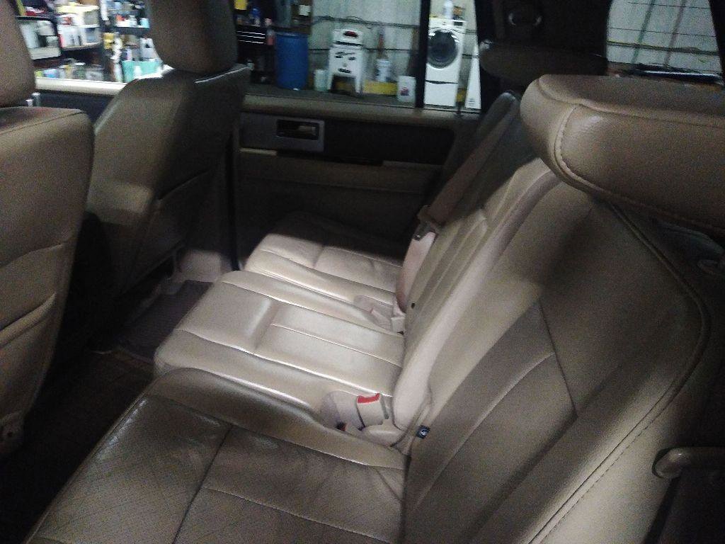 Used 2014 Ford Expedition EL XLT w/ Equipment Group 202A image 16