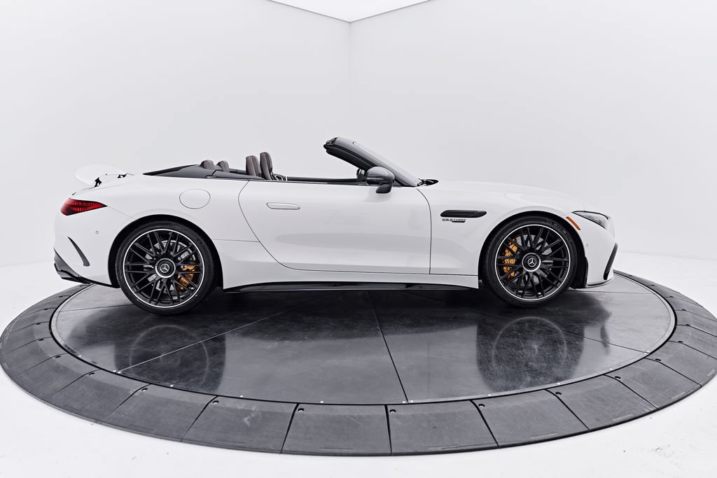 Used 2025 Mercedes-Benz SL 63 AMG 4MATIC image 27