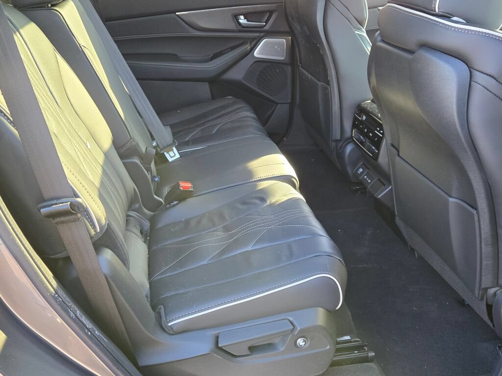 New 2026 Acura MDX w/ Advance Package AWD/4WD image 12