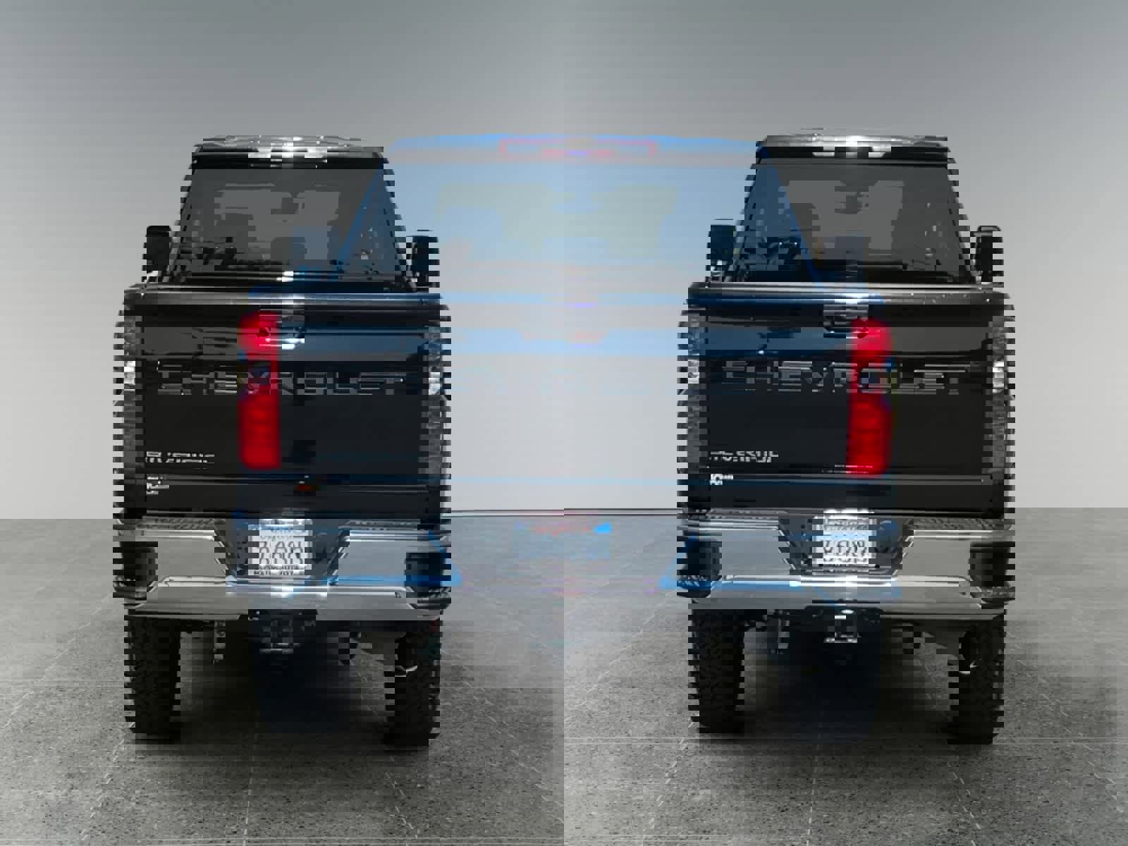 Used 2022 Chevrolet Silverado 2500 W/T w/ Gooseneck/5TH Wheel Package AWD/4WD image 4