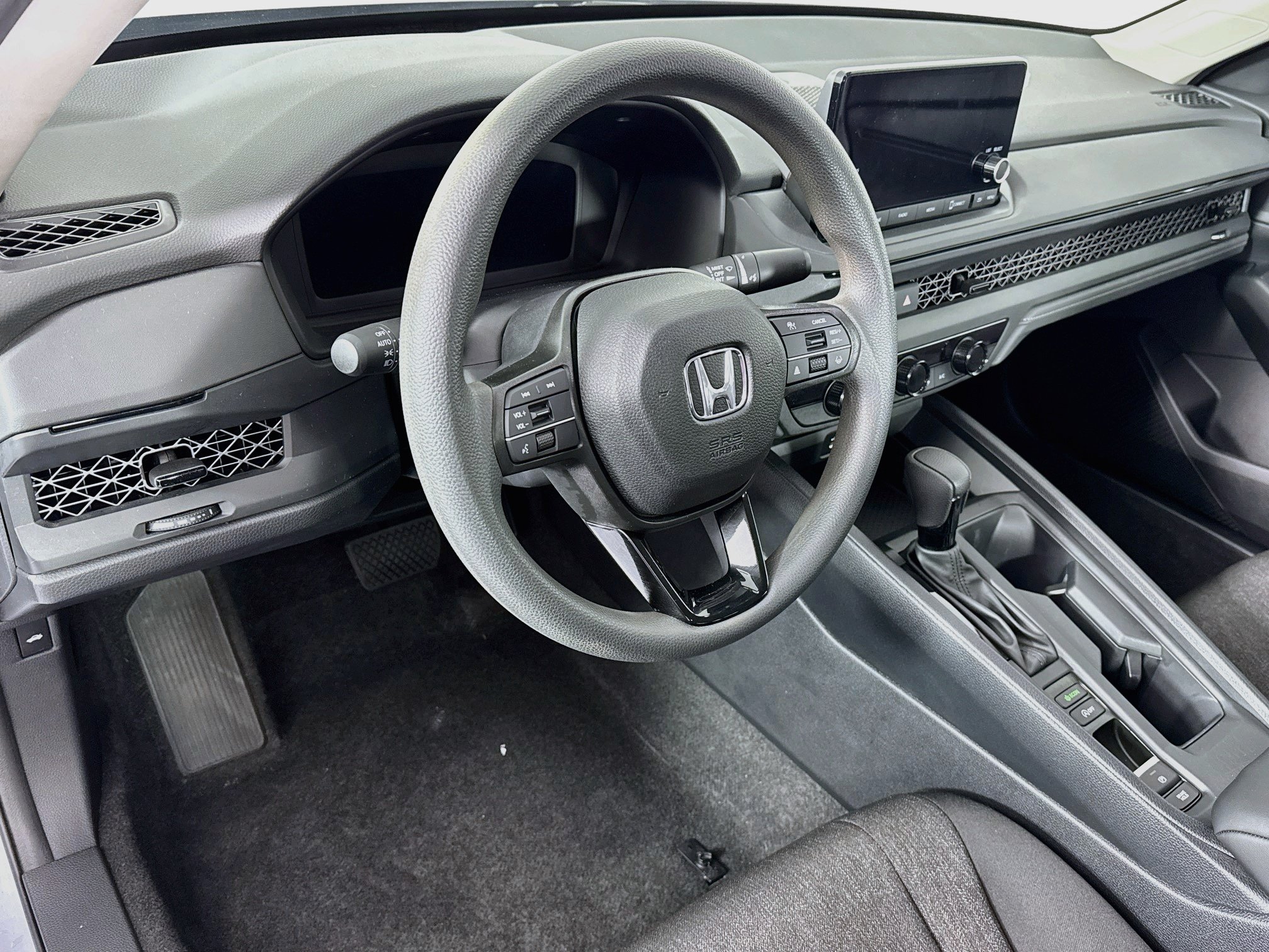Certified 2023 Honda Accord LX image 9