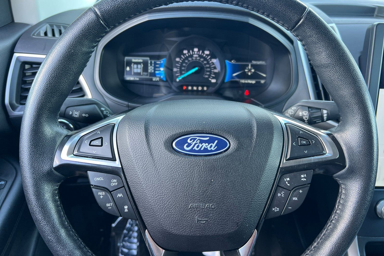 Used 2023 Ford Edge SEL image 21