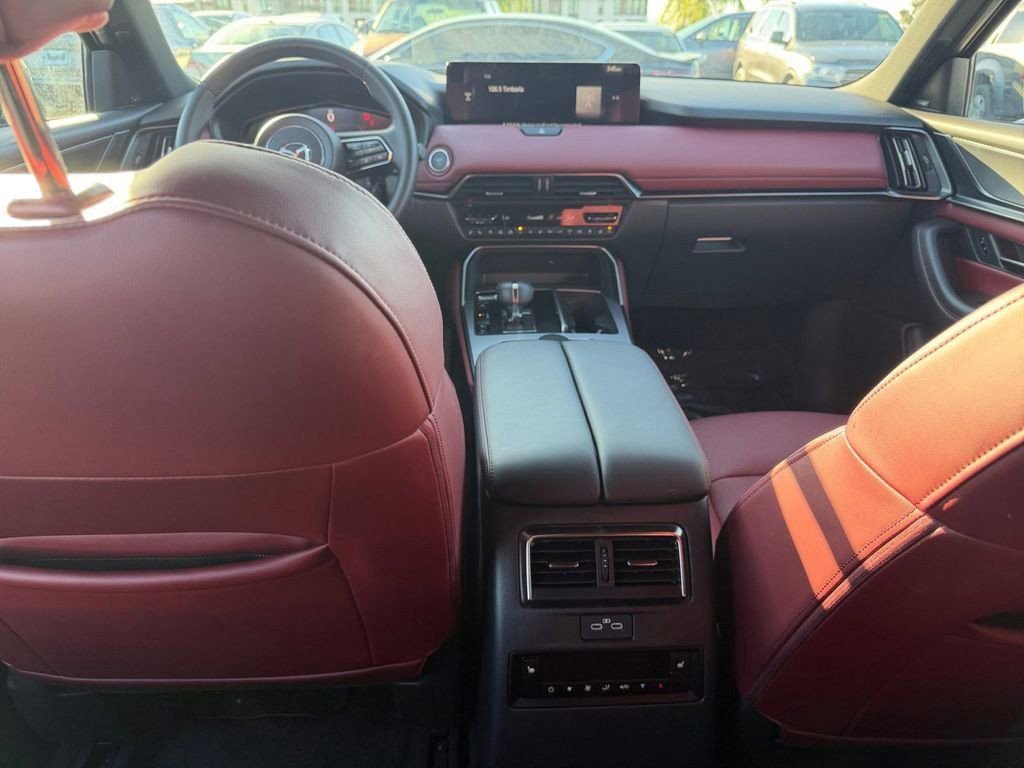 Used 2025 MAZDA CX-70 Plug-In Hybrid w/ Premium Plus image 28