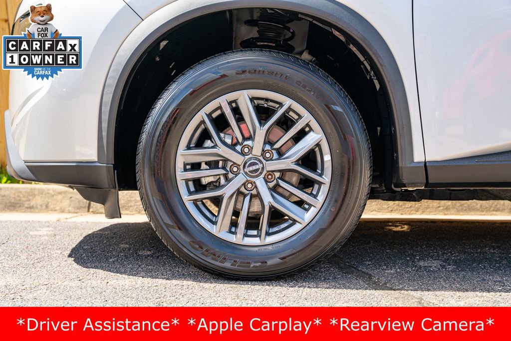 Used 2024 Nissan Rogue S image 11