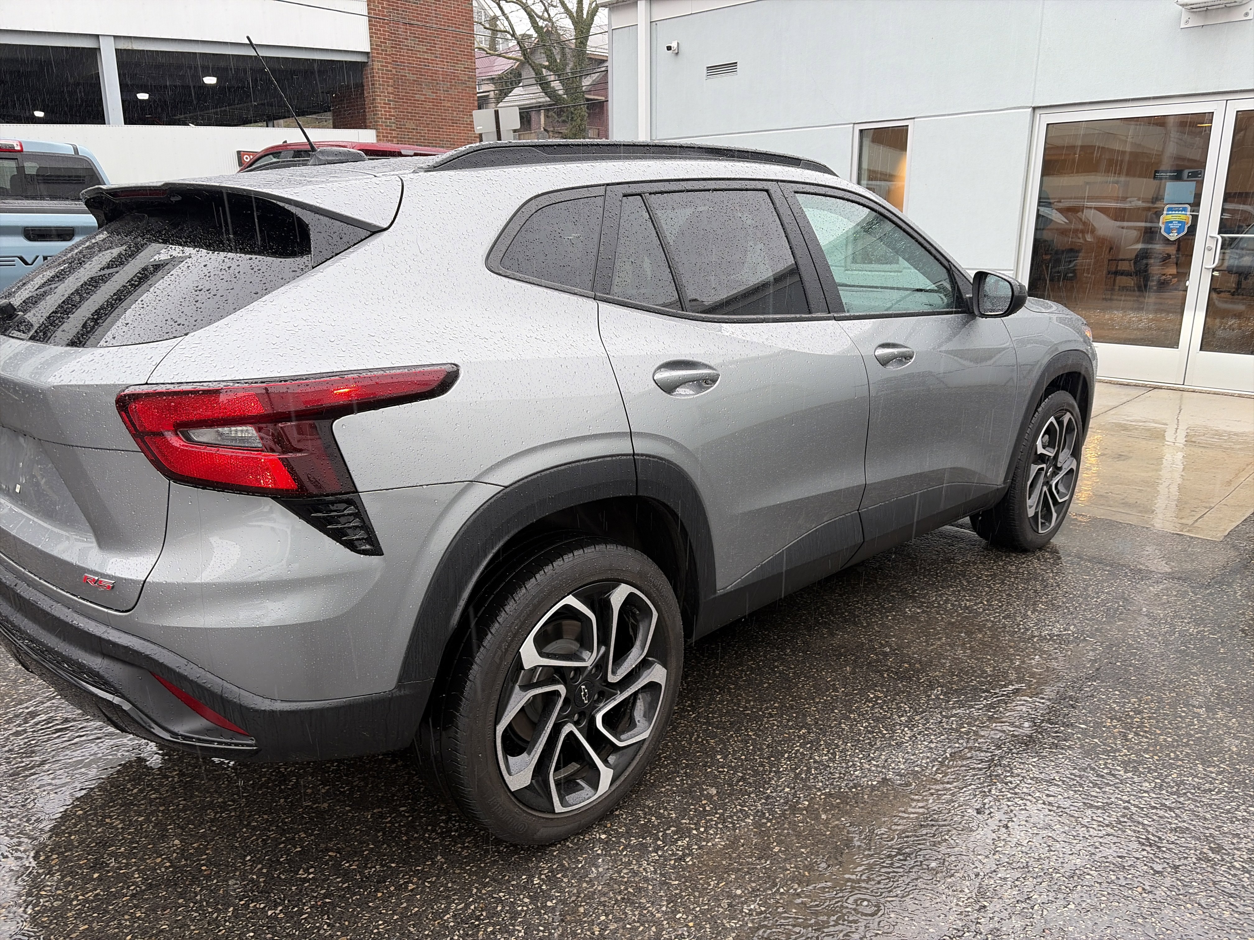 Certified 2024 Chevrolet Trax RS image 6