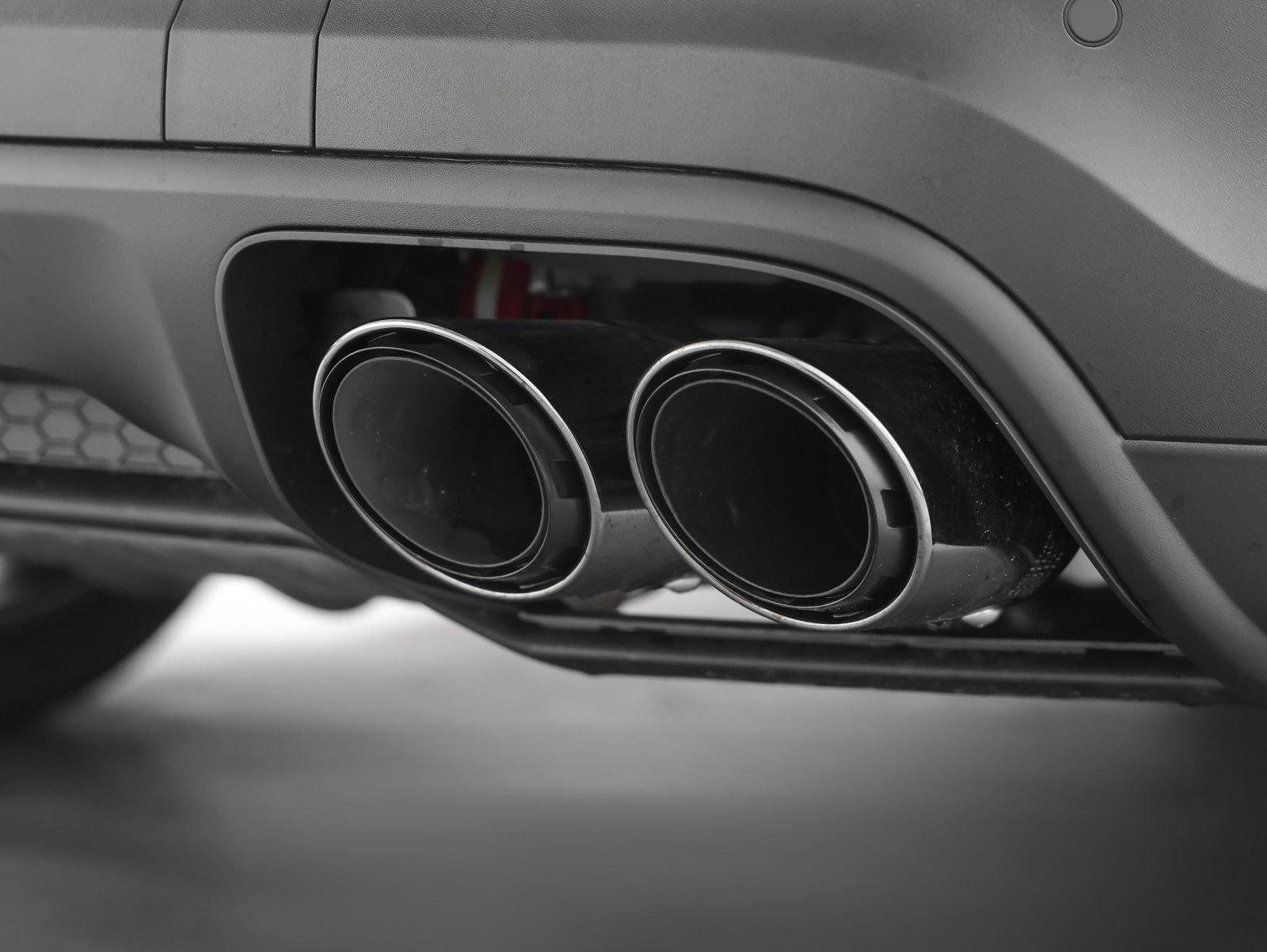 New 2026 Porsche Cayenne Coupe AWD/4WD image 17
