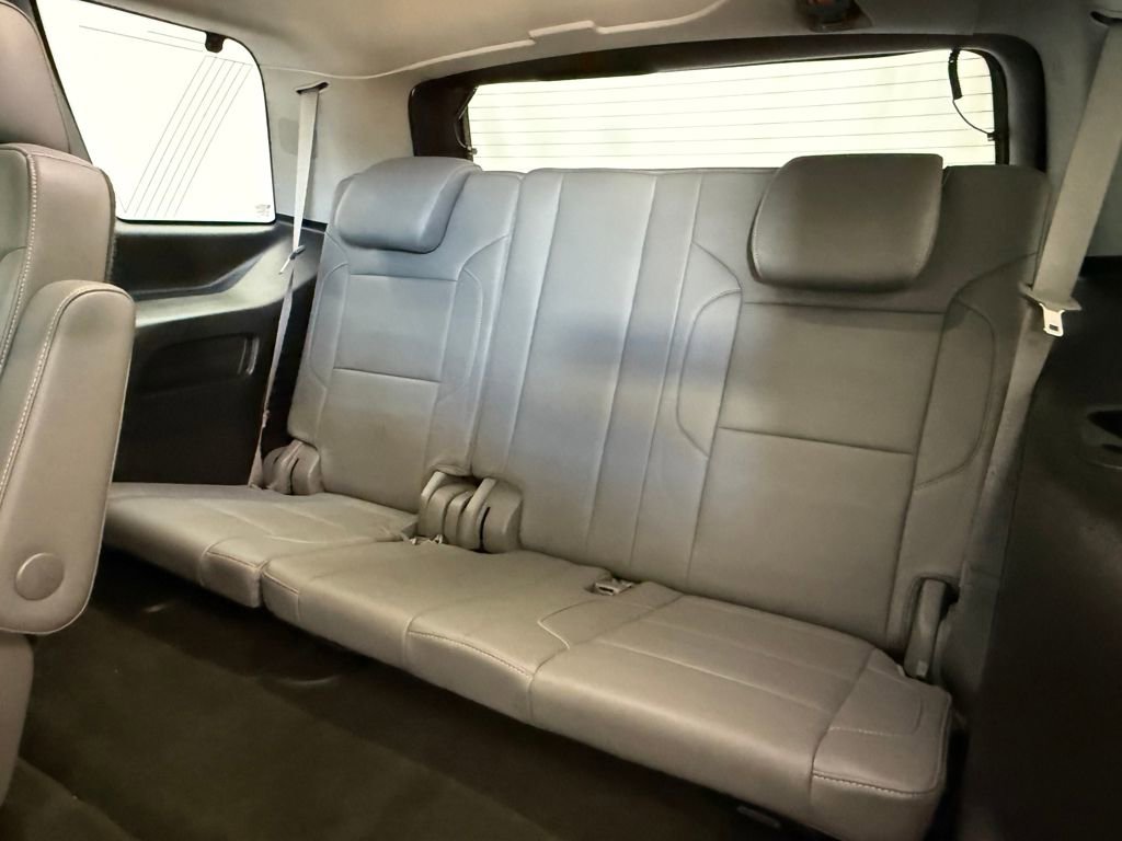 Used 2016 Chevrolet Tahoe LT w/ Luxury Package image 18