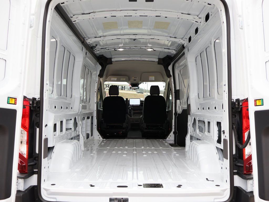 New 2026 Ford Transit 150 148 Medium Roof AWD image 15