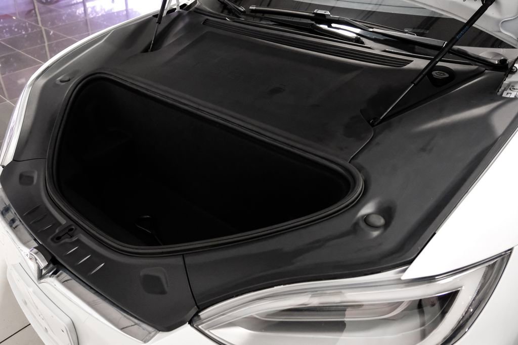 Used 2020 Tesla Model S Long Range image 40