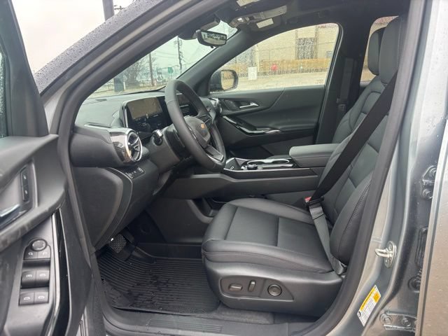 New 2026 Chevrolet Equinox LT w/ Convenience Package II FWD image 11