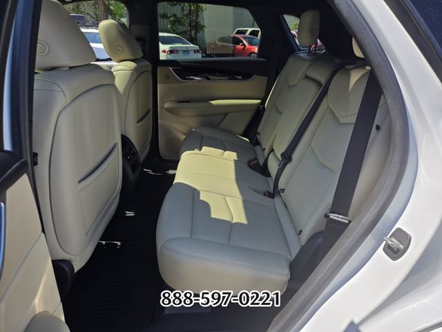 Used 2018 Cadillac XT5 Luxury w/ Driver Awareness Package FWD image 12