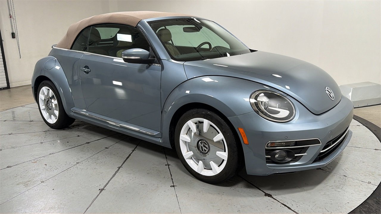 Used 2019 Volkswagen Beetle 2.0T Final Edition SEL image 3
