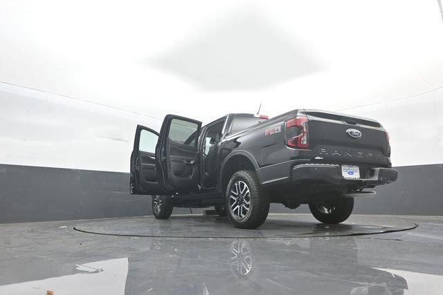 New 2025 Ford Ranger Lariat w/ FX4 Off-Road Package image 42