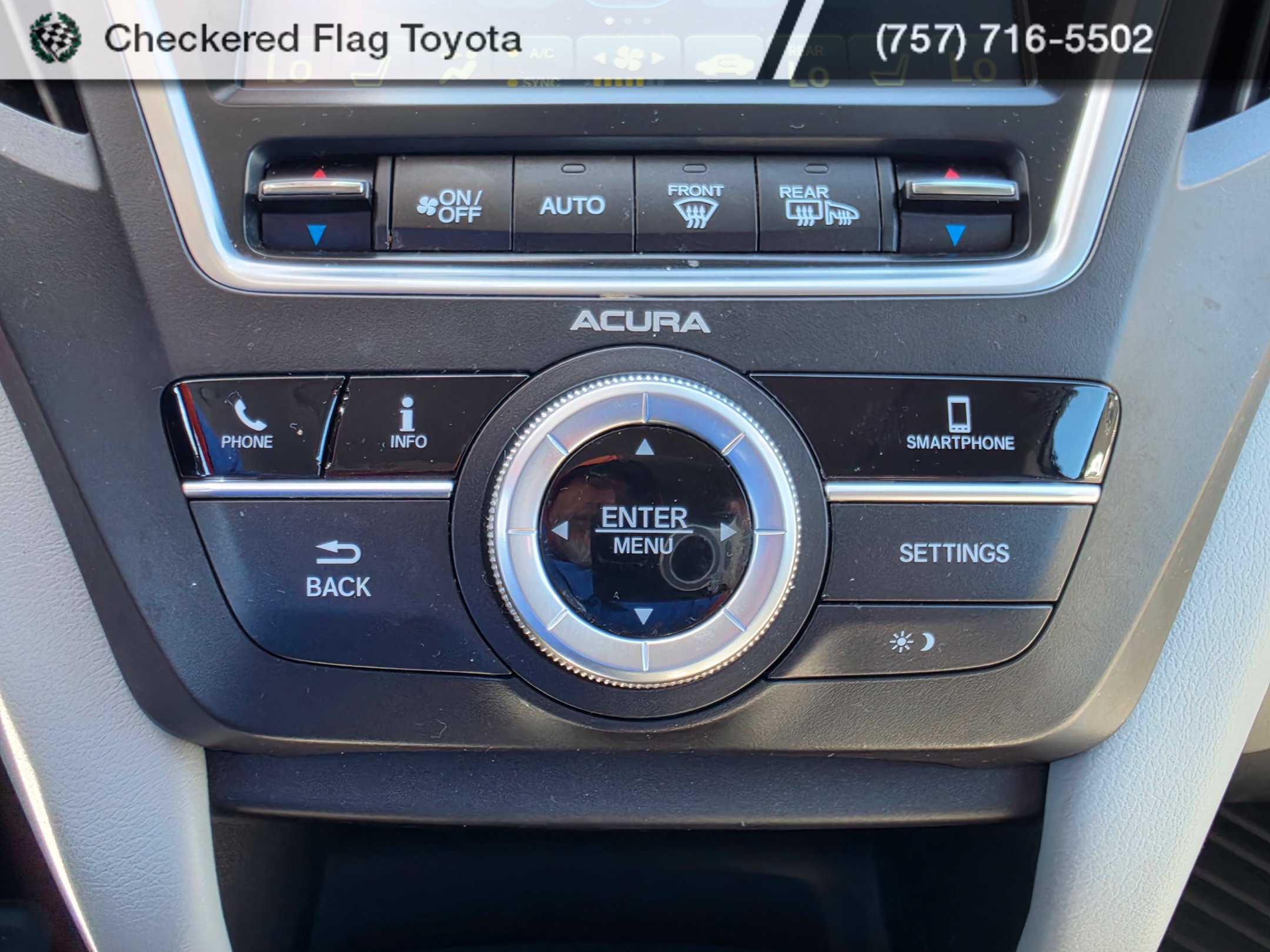 Used 2020 Acura MDX SH-AWD image 18