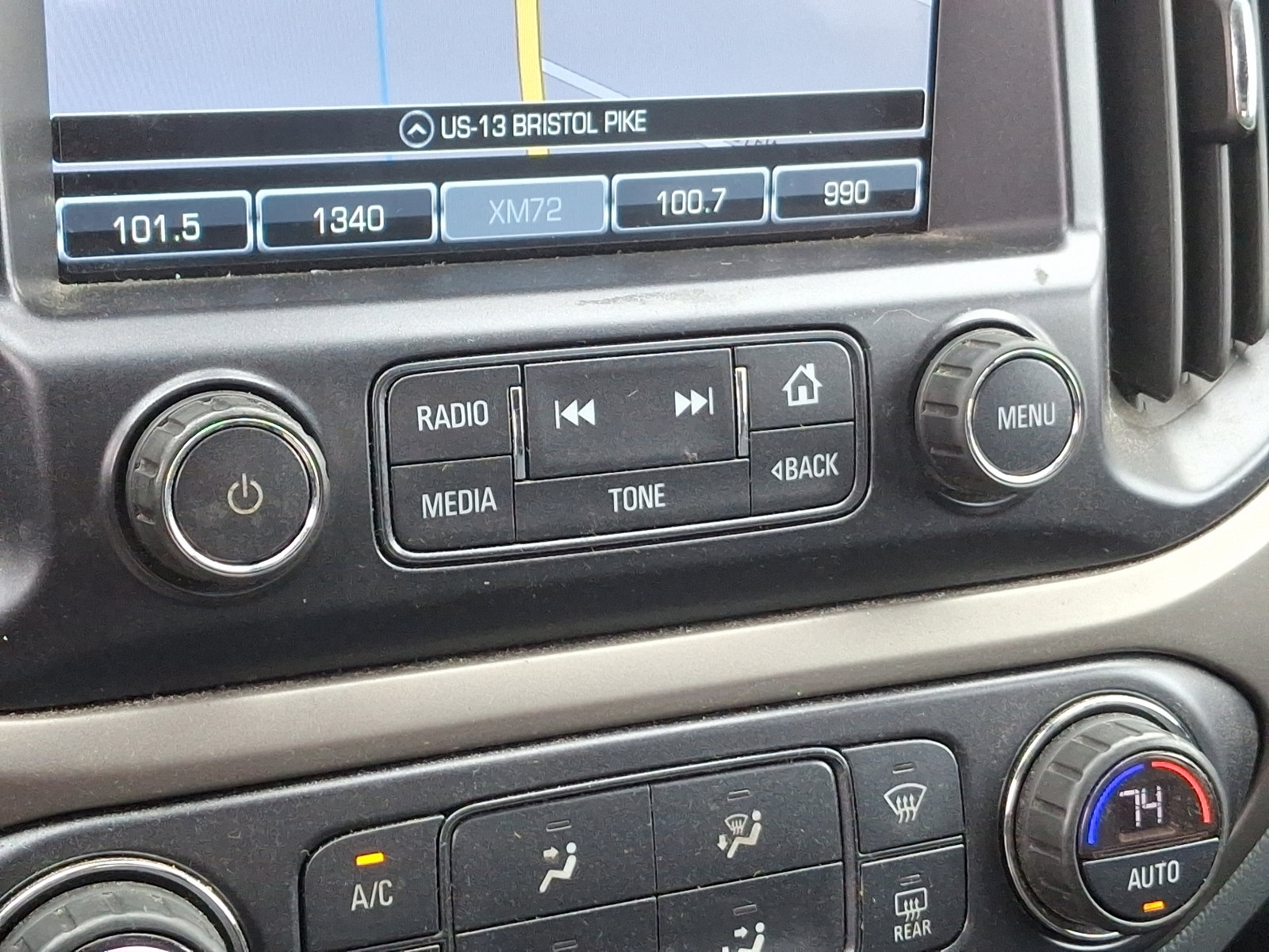 Used 2018 Chevrolet Colorado Z71 image 16