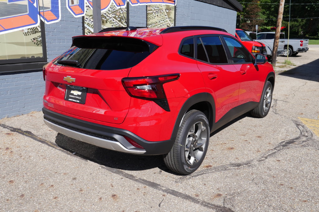 New 2026 Chevrolet Trax LT w/ LT Convenience Package FWD image 30