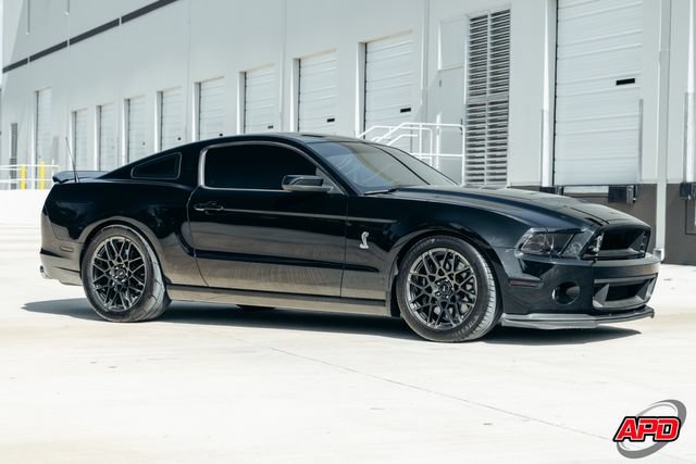 Used 2013 Ford Mustang Shelby GT500 RWD image 47