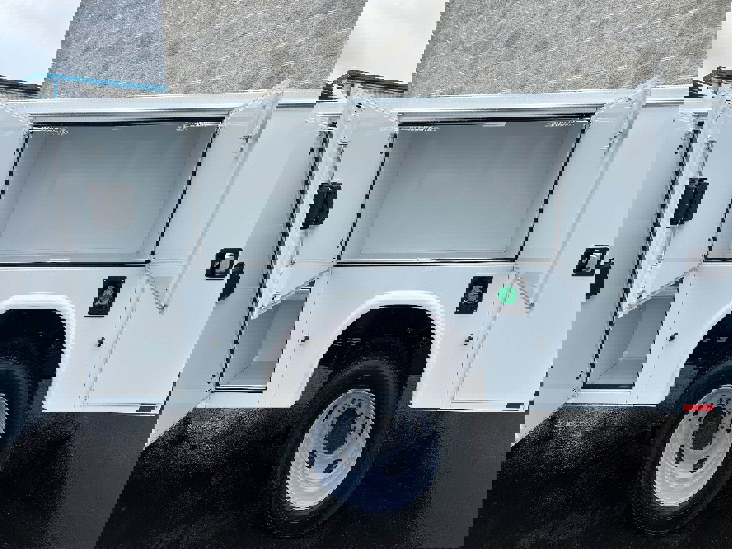 New 2026 Ford F550 4x4 Crew Cab image 34