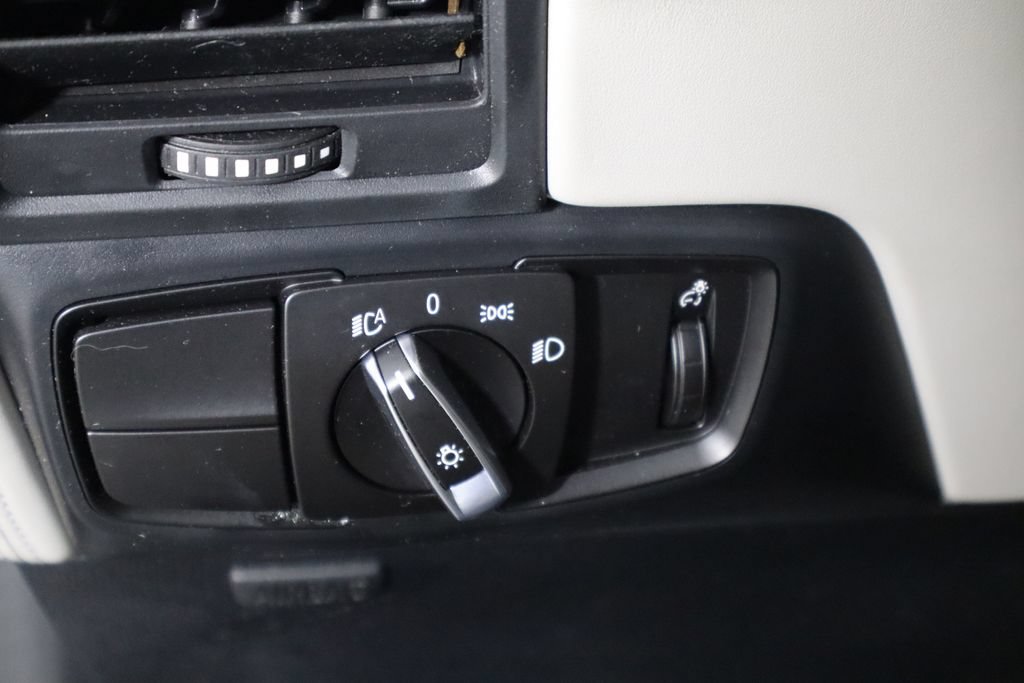 Used 2015 BMW i3 w/ Range Extender RWD image 20