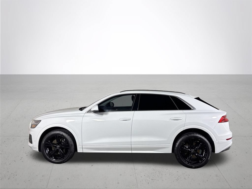 Used 2023 Audi Q8 Premium w/ Convenience Package AWD/4WD image 9