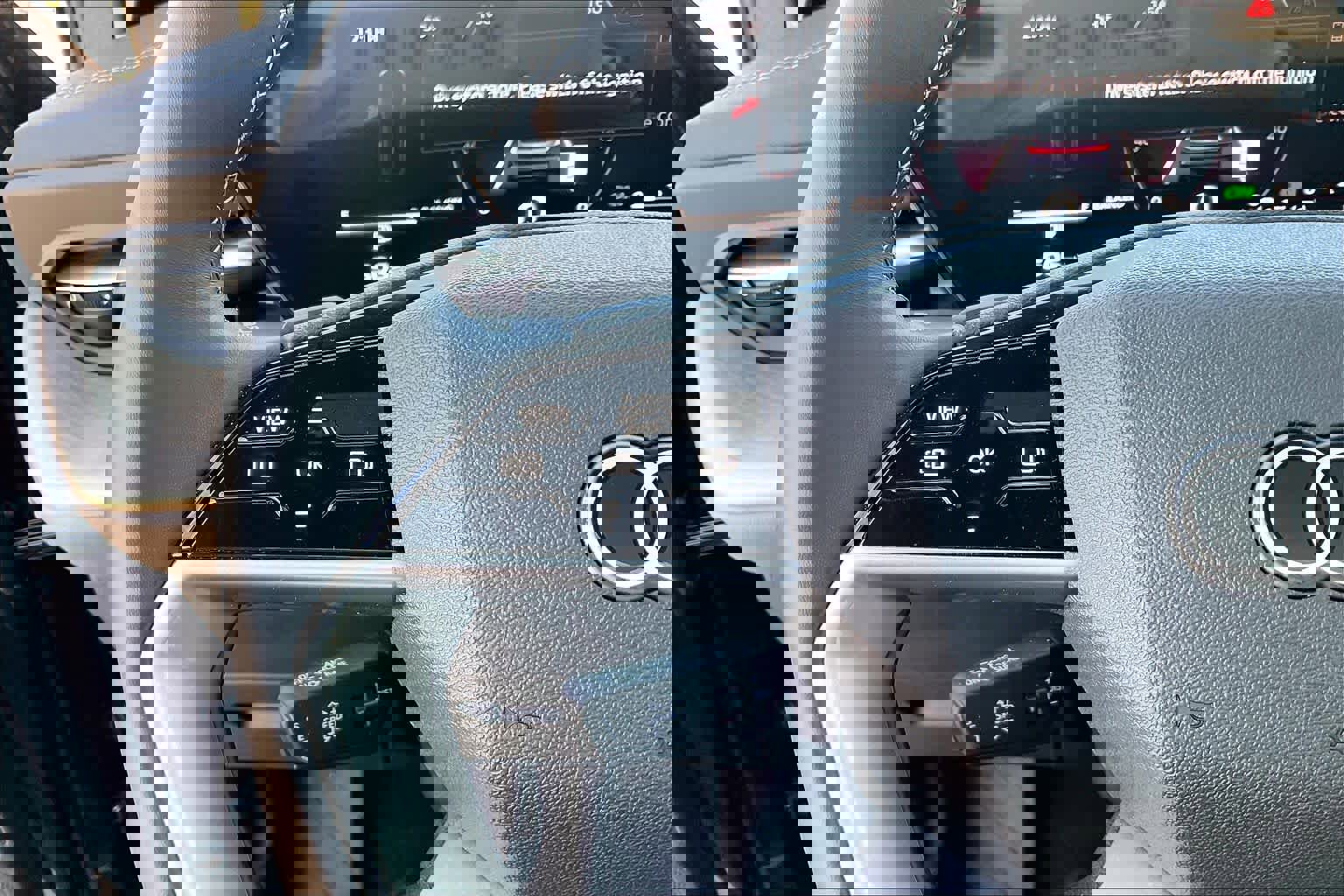 Certified 2025 Audi Q5 Premium w/ Convenience Package image 21