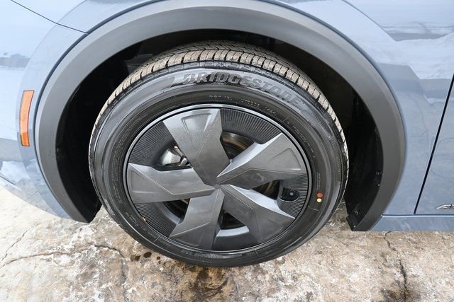 Used 2023 Toyota Prius LE image 10