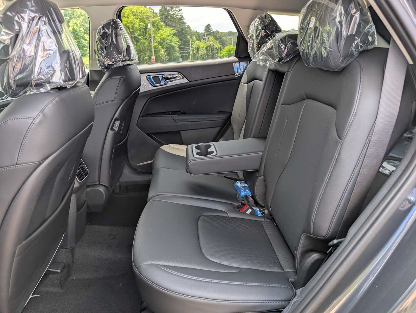 New 2026 Kia Sportage EX AWD/4WD image 17