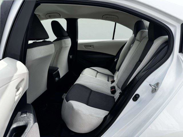 Used 2023 Toyota Corolla LE FWD image 35