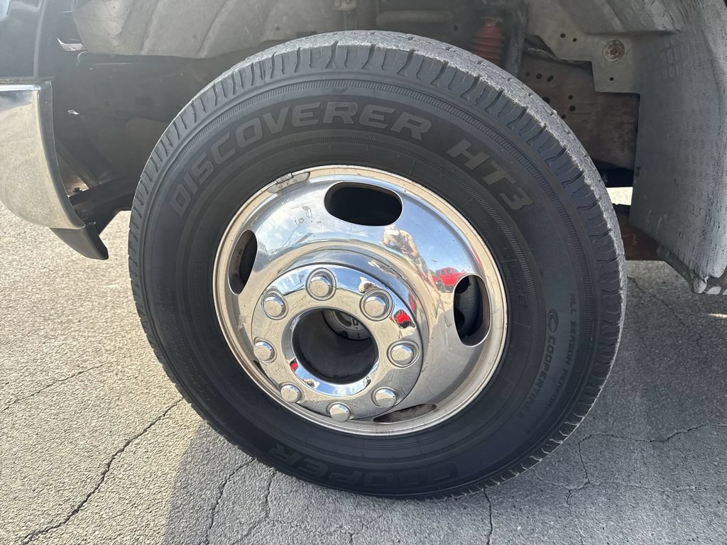 Used 2006 Ford F350 King Ranch AWD/4WD image 8