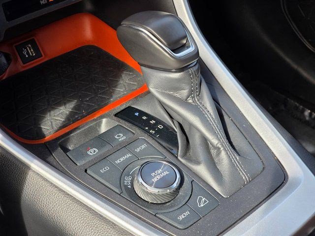 Used 2024 Toyota RAV4 Adventure AWD/4WD image 39