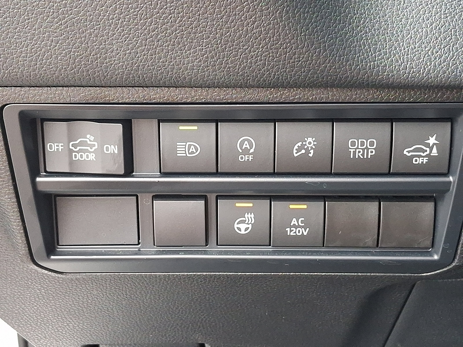 Used 2024 Toyota Tundra Limited AWD/4WD image 26
