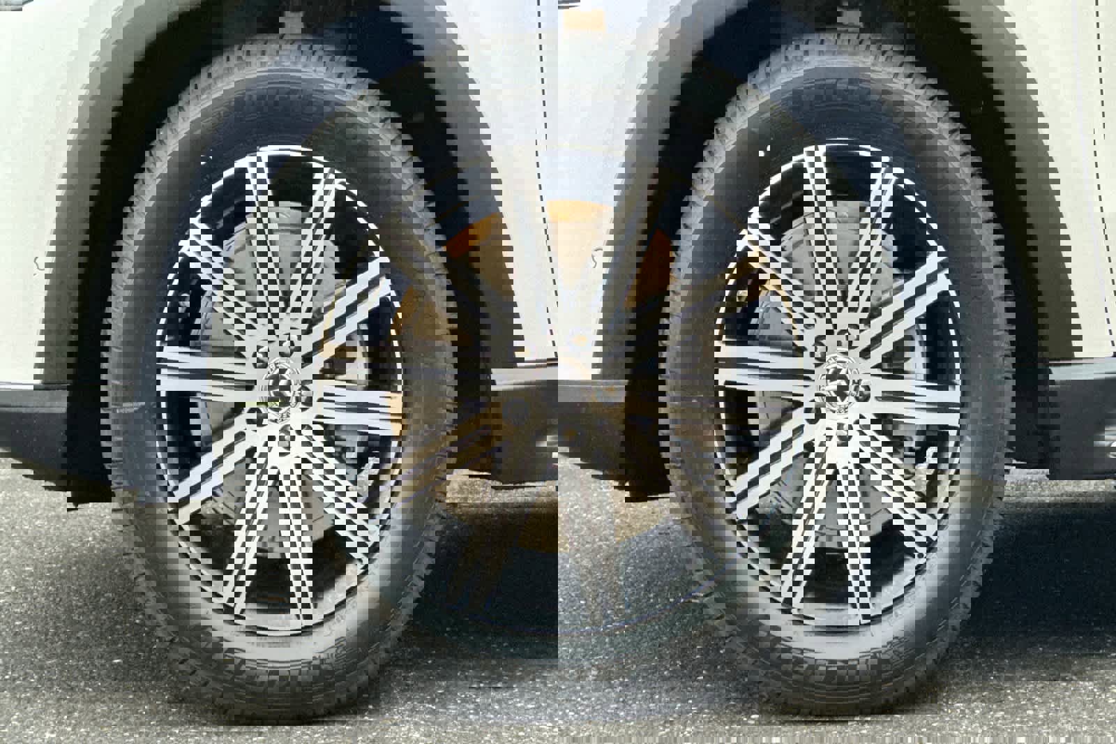 New 2026 Mercedes-Benz GLE 350 4MATIC image 25