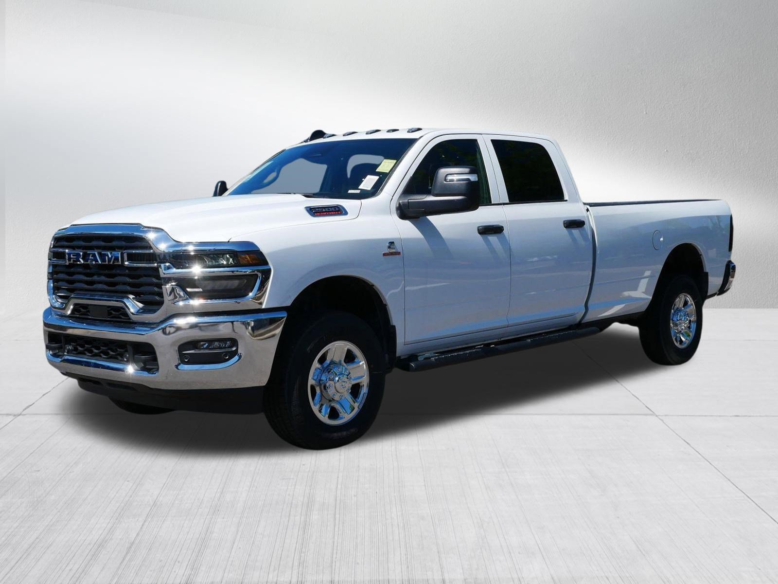 New 2025 RAM 2500 Tradesman AWD/4WD image 3