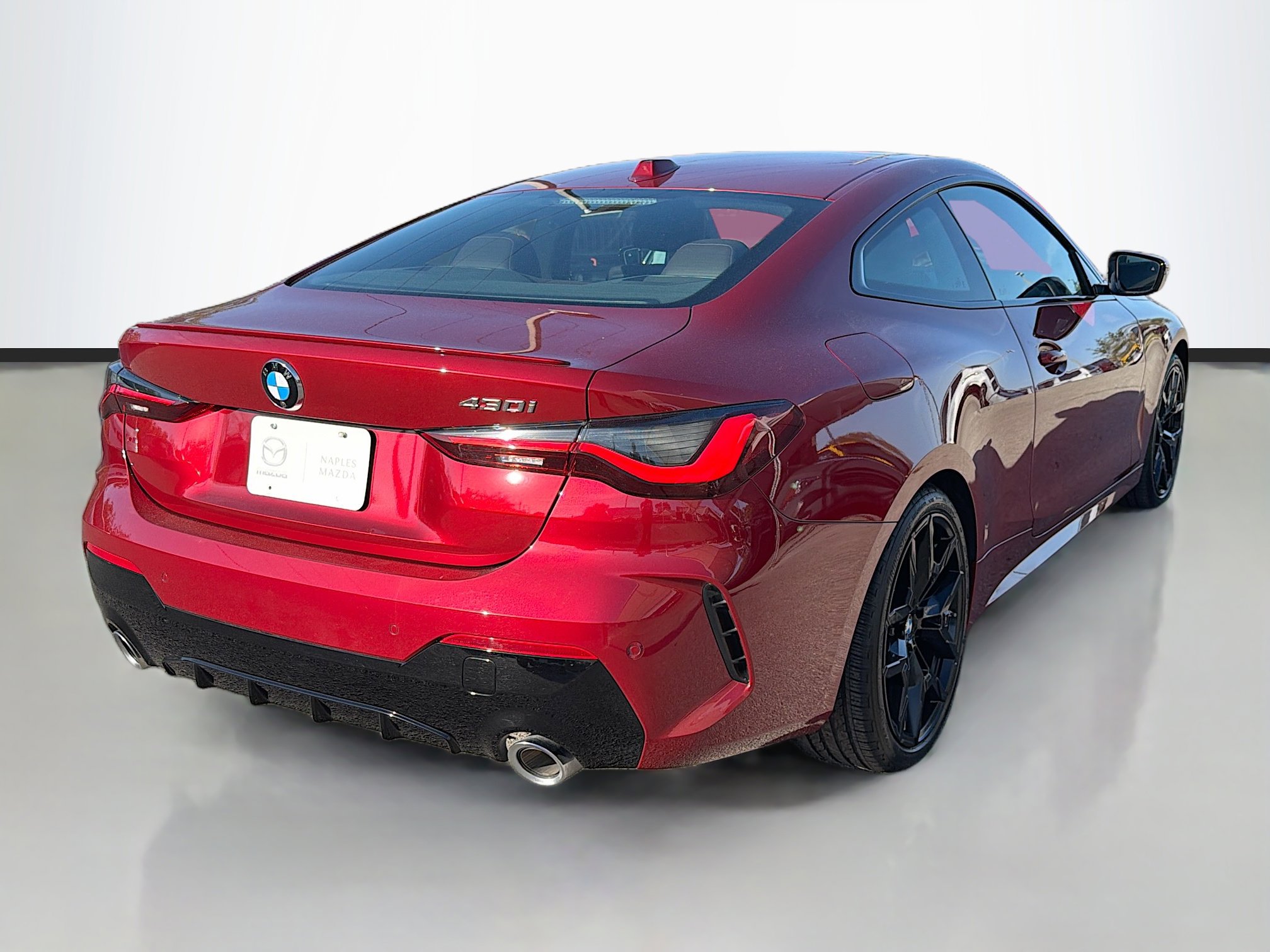 Used 2026 BMW 430i Coupe image 3