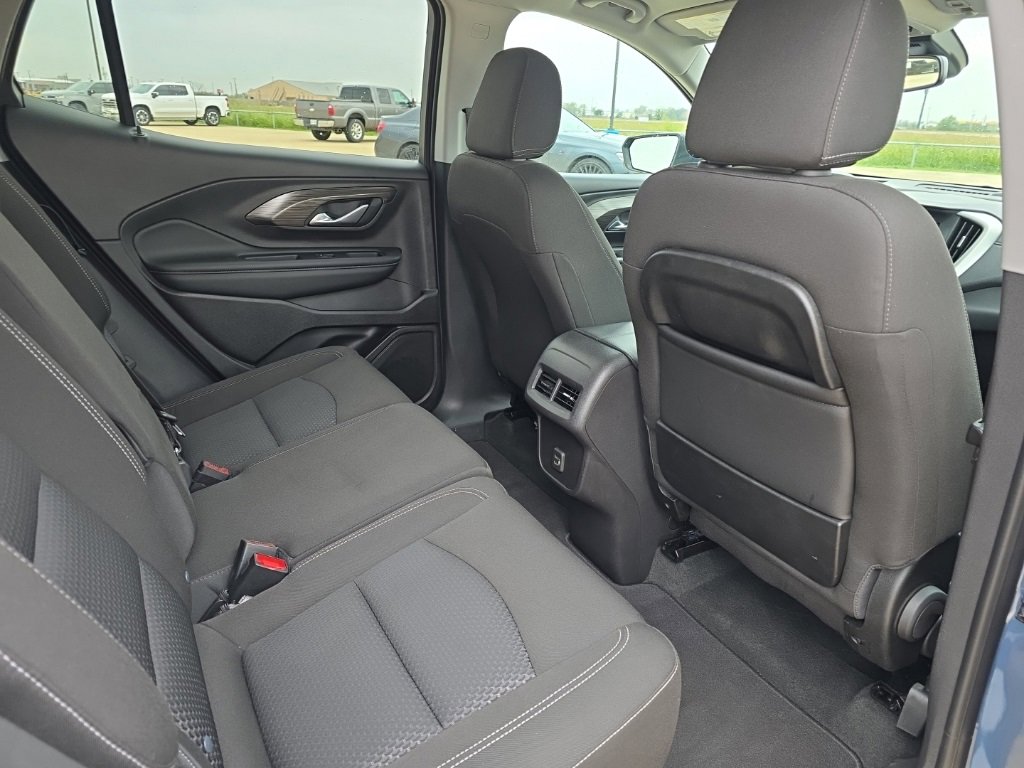 Used 2024 GMC Terrain SLE image 16