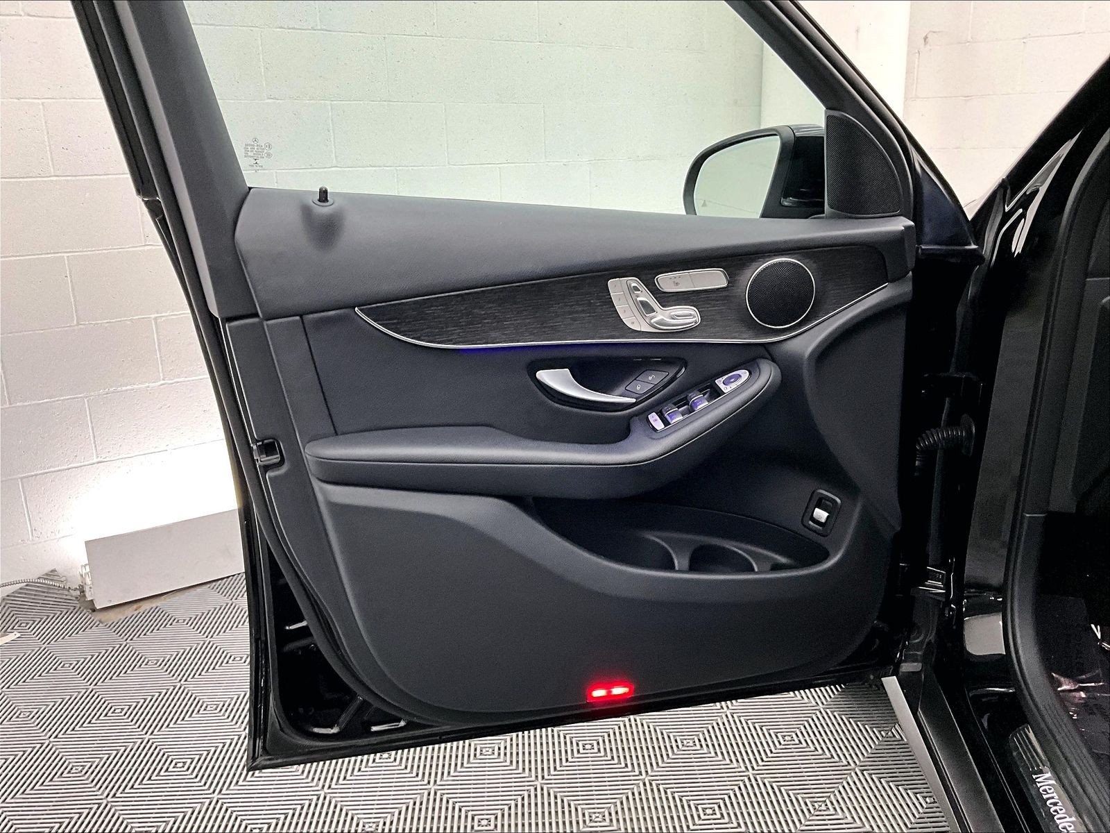 Certified 2022 Mercedes-Benz GLC 300 4MATIC image 24