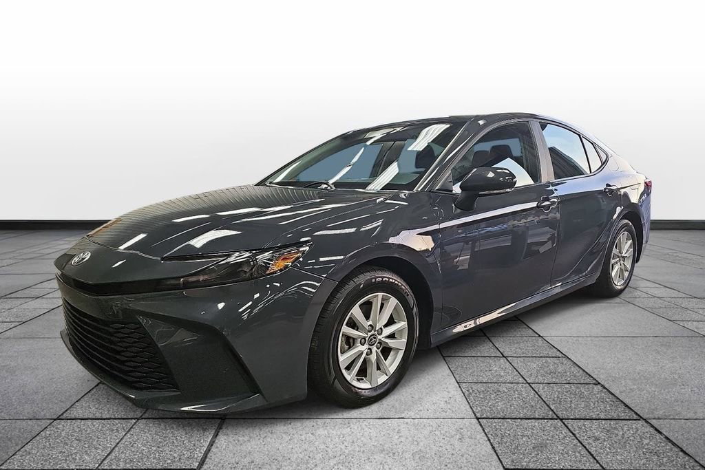Used 2025 Toyota Camry LE FWD image 1