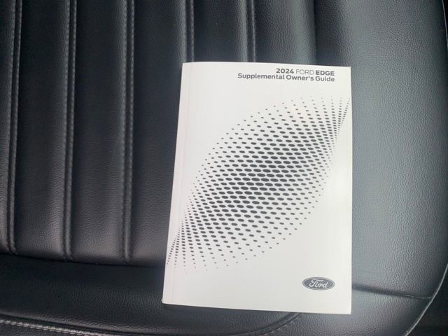 Used 2024 Ford Edge SEL image 29