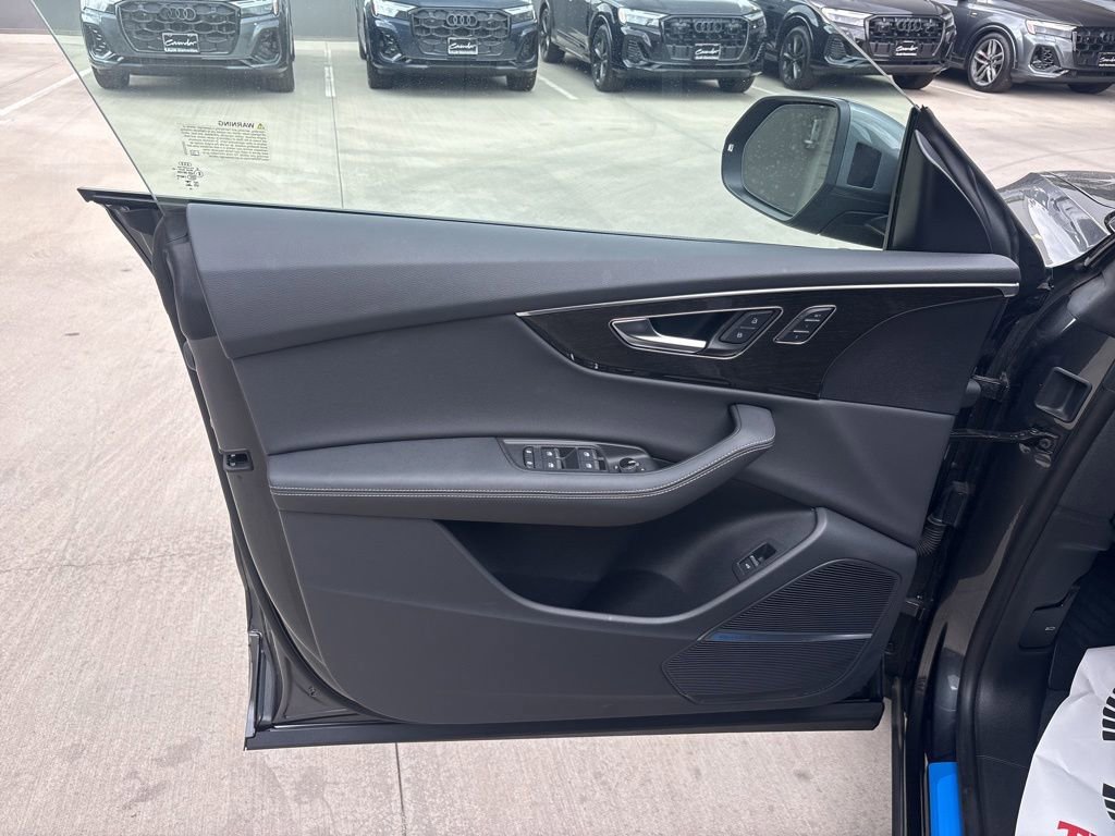 Used 2026 Audi Q8 Premium Plus w/ Premium Plus Package AWD/4WD image 10