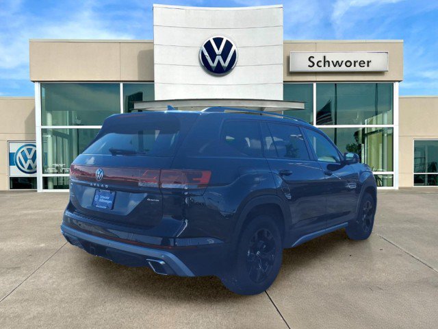 New 2026 Volkswagen Atlas Peak Edition AWD/4WD image 4