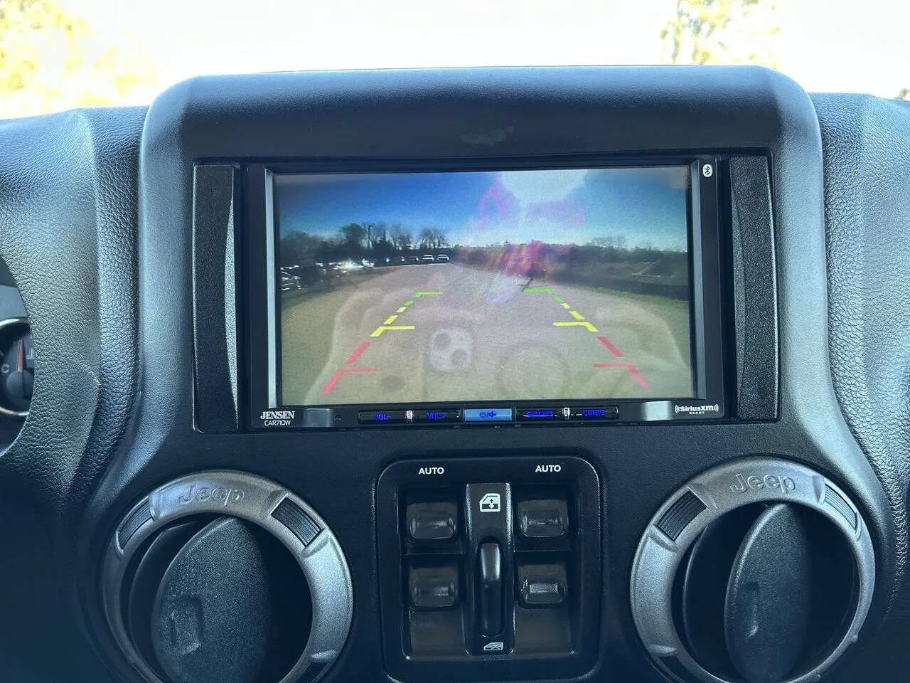 Used 2018 Jeep Wrangler Unlimited Sport w/ Dual Top Group AWD/4WD image 17