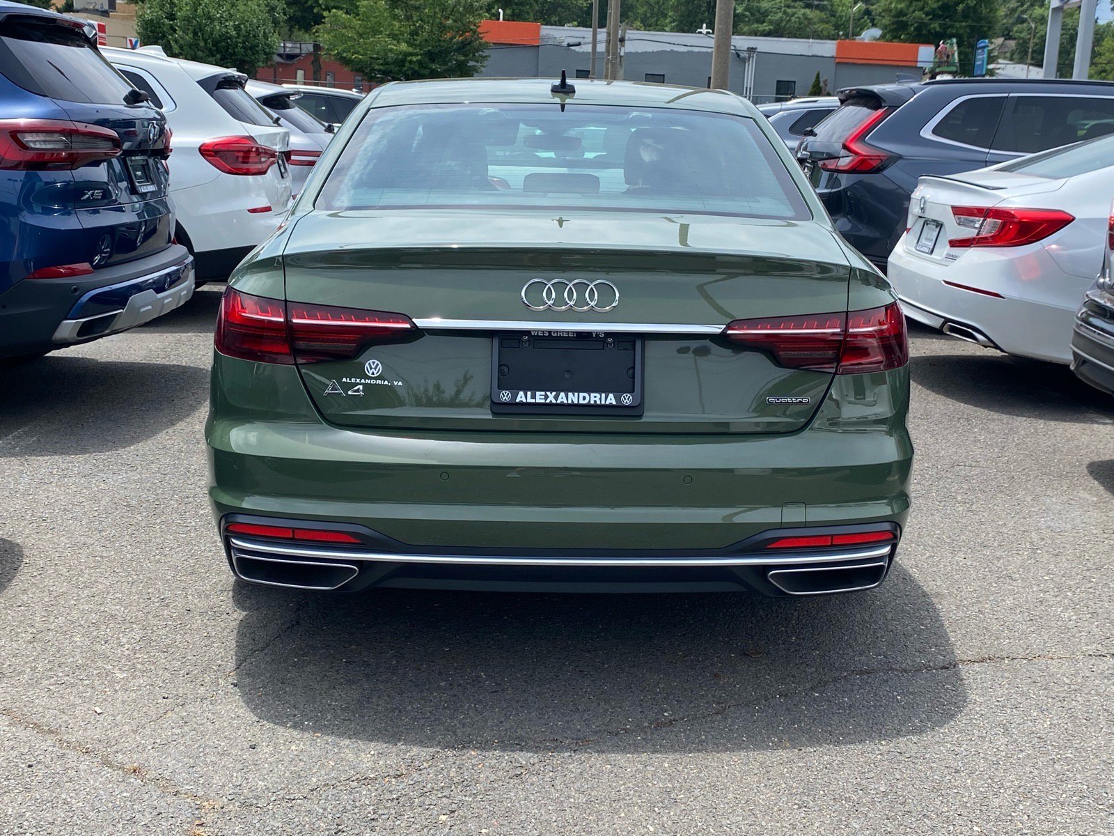 Used 2024 Audi A4 2.0T Premium Plus AWD/4WD image 2