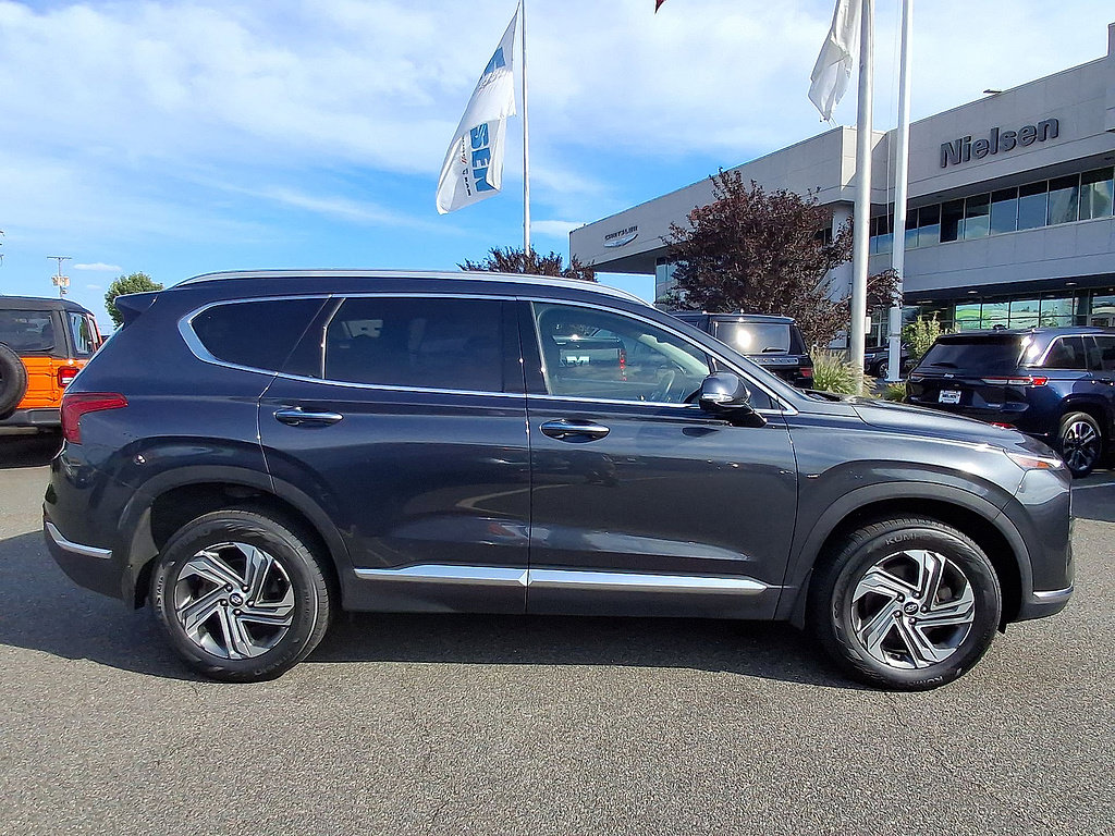 Used 2023 Hyundai Santa Fe SEL w/ Premium Package AWD/4WD image 32