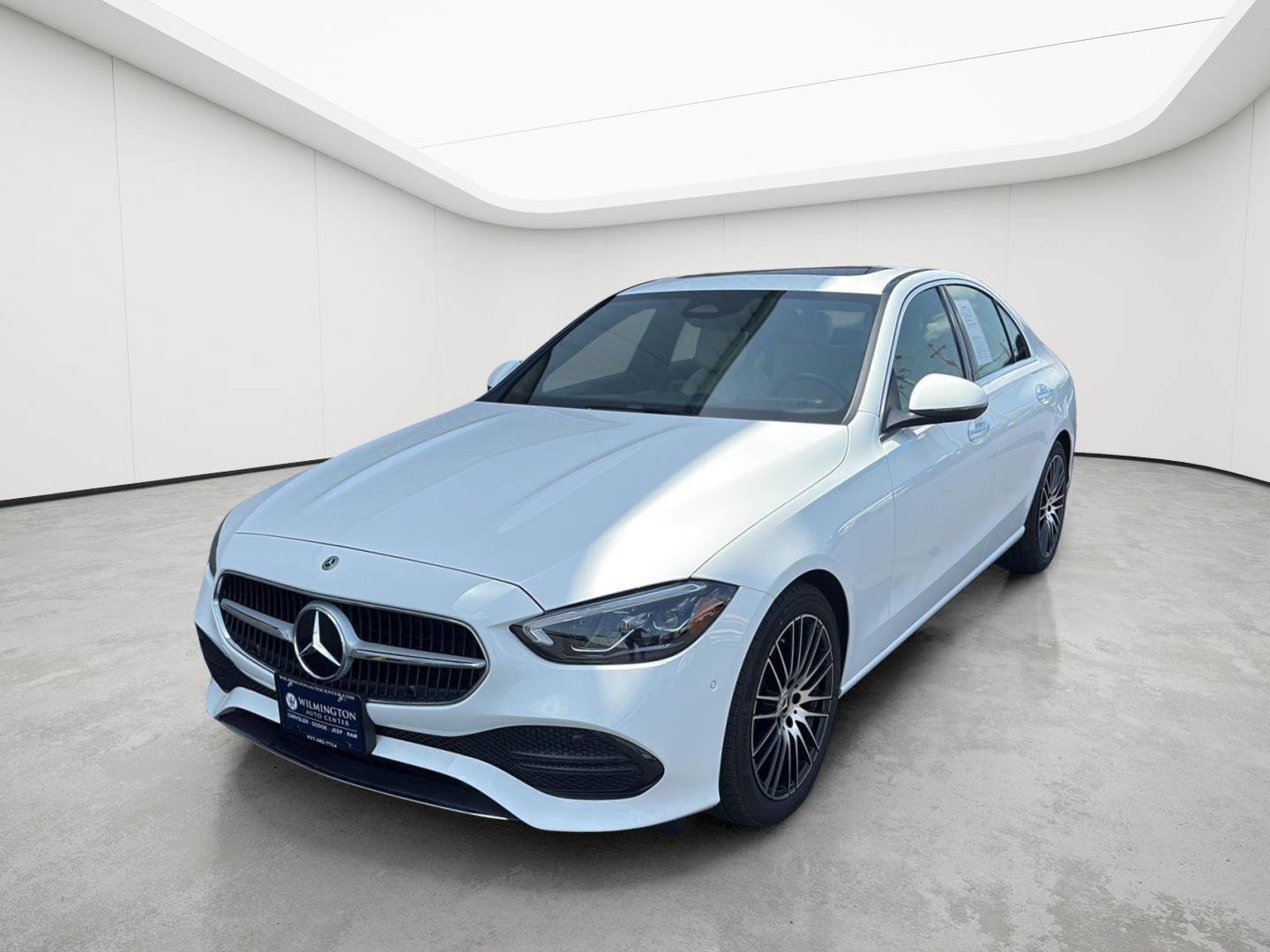 Used 2025 Mercedes-Benz C 300 4MATIC Sedan image 37