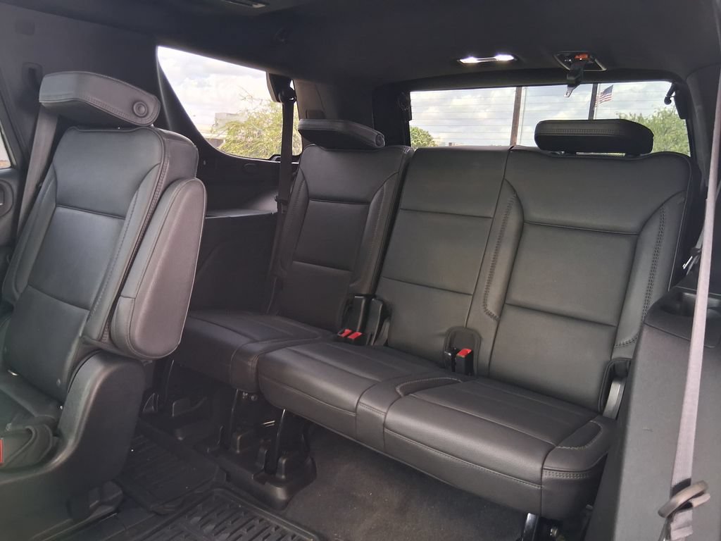 Used 2021 GMC Yukon Denali w/ Denali Premium Package RWD image 22