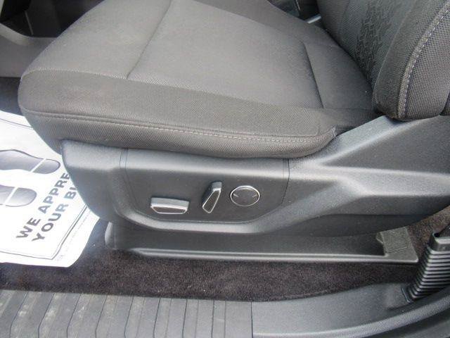 Used 2018 Ford F150 XLT w/ Equipment Group 302A Luxury AWD/4WD image 28
